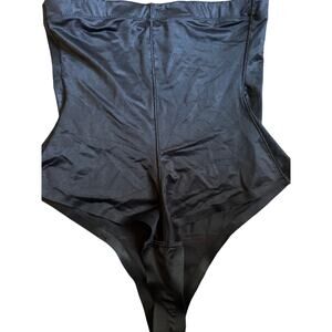 Assets Spanx Women's High Waist Shaping brief Size S Color Black